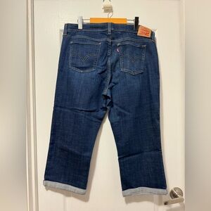 Levi’s Denim Capri size 33